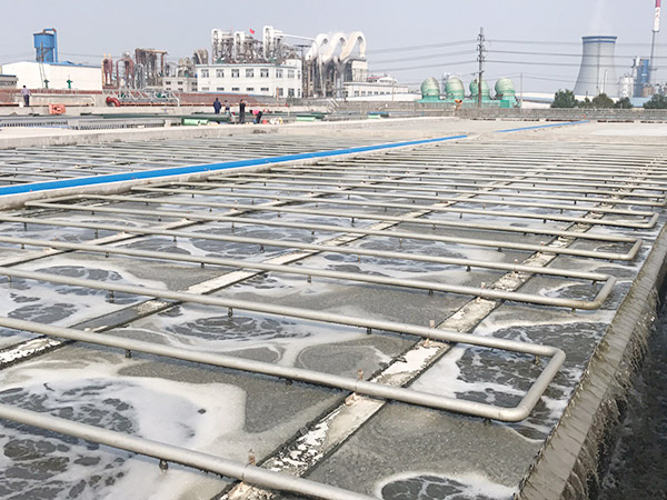 反滲透水處理設(shè)備有哪些特點(diǎn)呢？